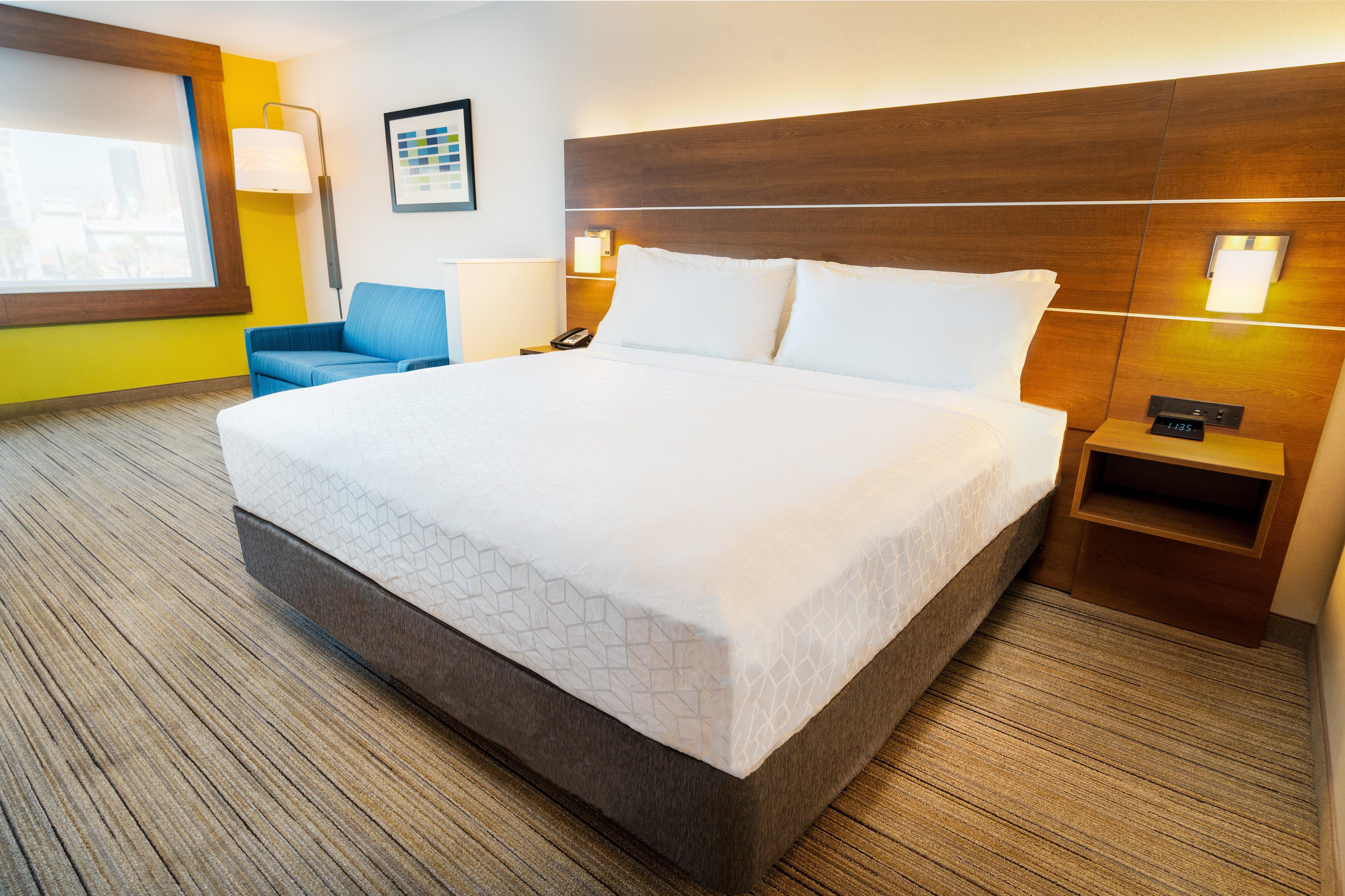Holiday Inn Express & Suites - Las Vegas - E Tropicana By Ihg Eksteriør bilde